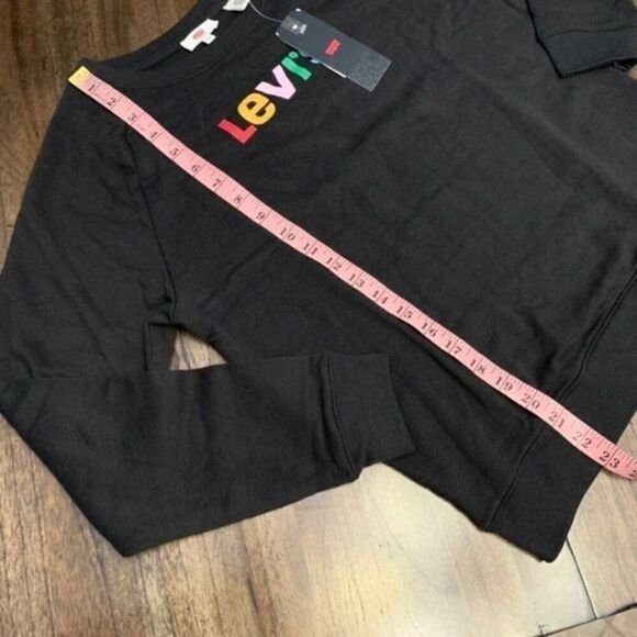 Levi's Graphics Sweatshirt - Picture 6 of 10